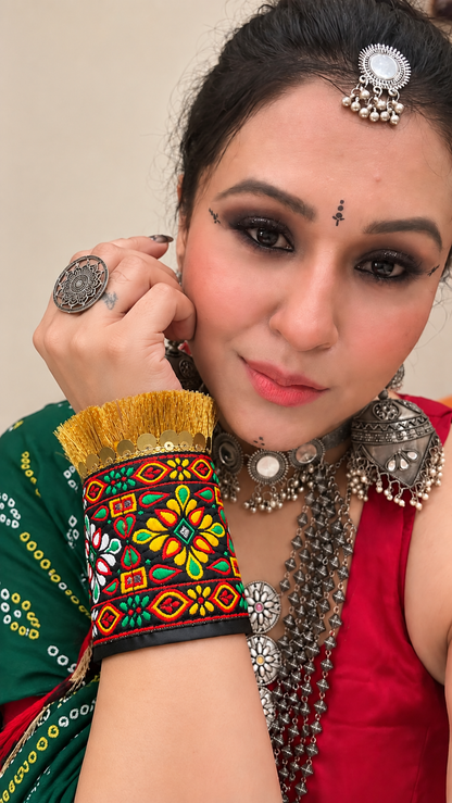 Rangrez Multicolour Festive Detachable Cuffs
